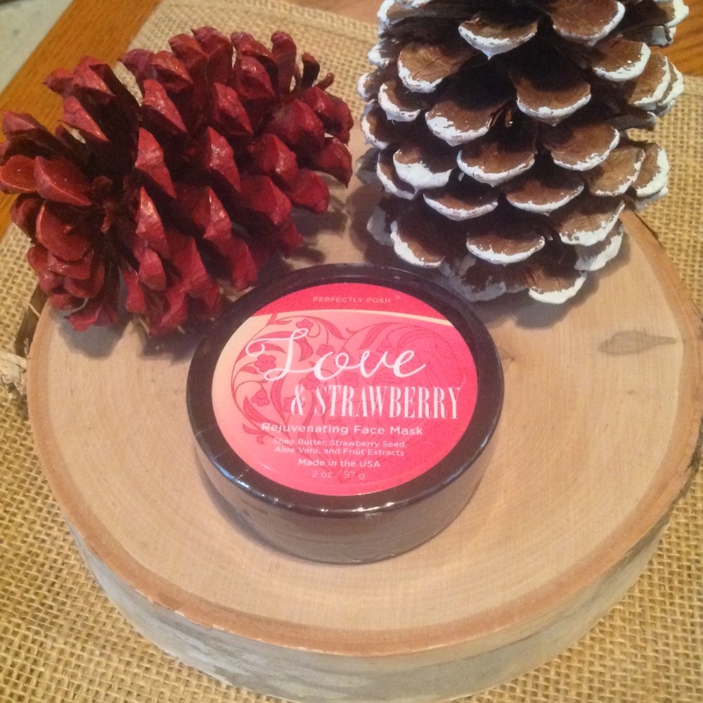 Perfectly Posh Face Mask